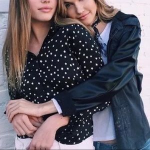 Brandy Melville Star Blouse